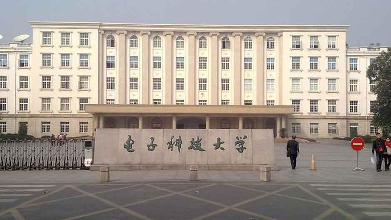 TVS管和稳压管并联使用