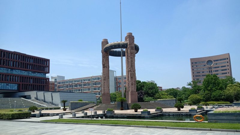 电子代工材质选择：揭秘关键因素与误区**